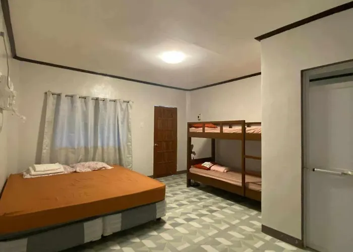 Hostal 4a's *